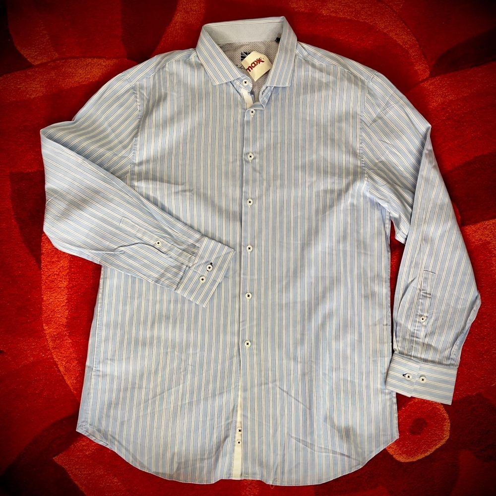 NWT, MICHELSONS LONDON, L, Blue and White Pinstripe Dress Shirt. 100% Cotton.